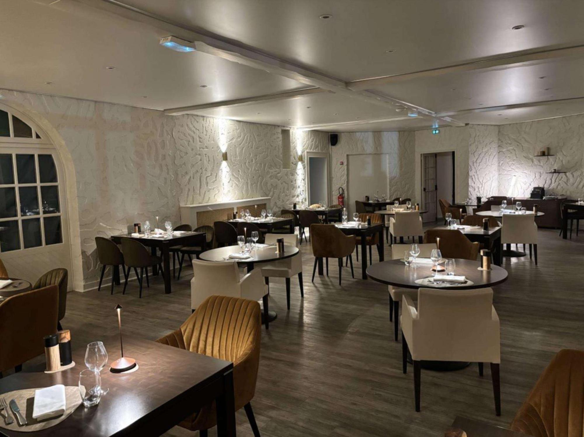 Sure Hotel By Best Western Saint-Quentin Ouest Le Pot D Etain Holnon Exterior photo