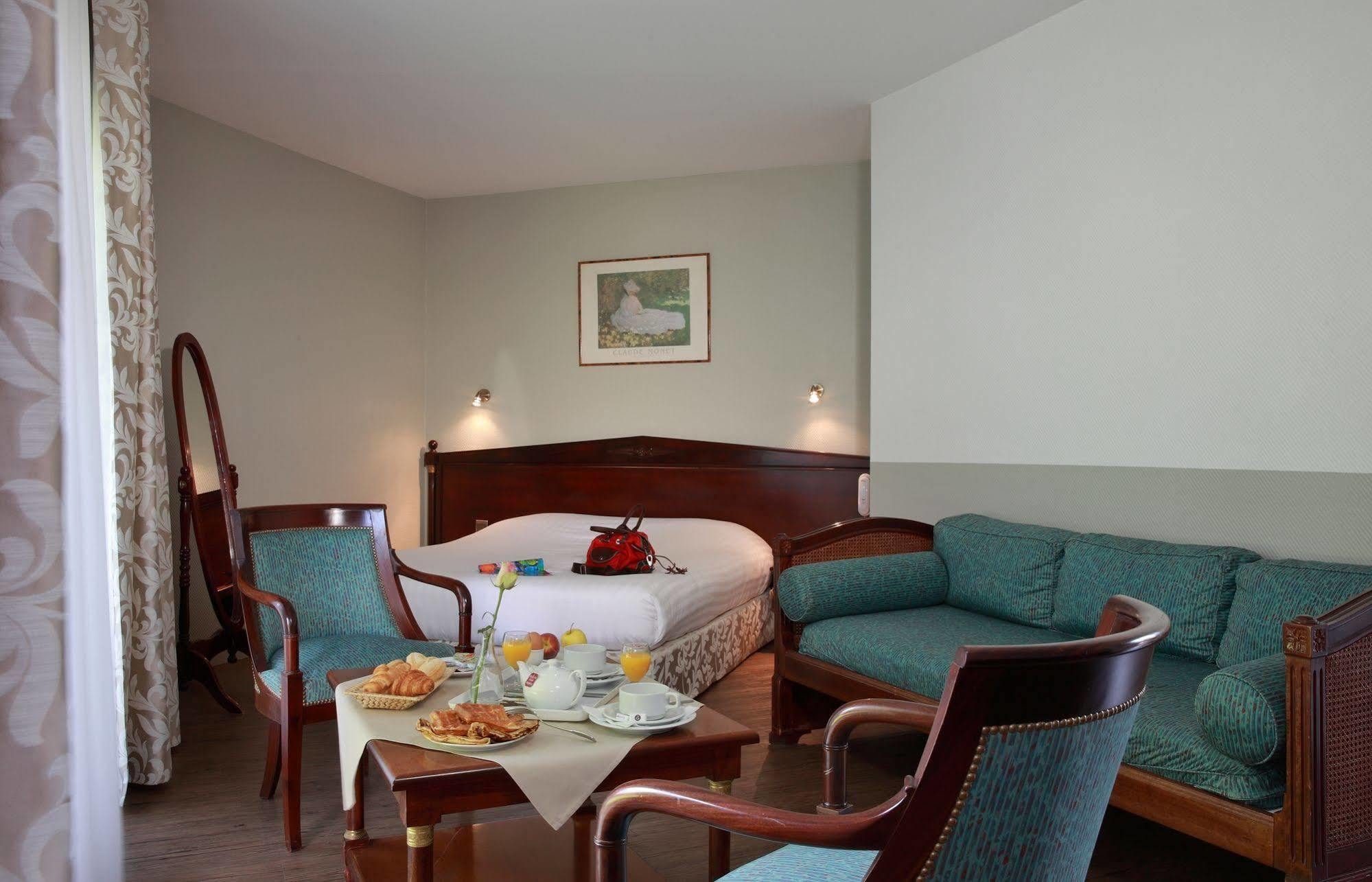 Sure Hotel By Best Western Saint-Quentin Ouest Le Pot D Etain Holnon Exterior photo